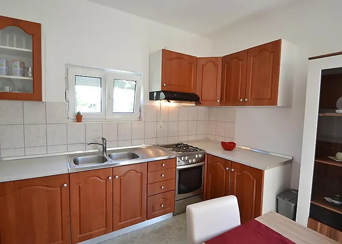 度假居 House With A Parking Space Sukosan, Zadar - 16398 *